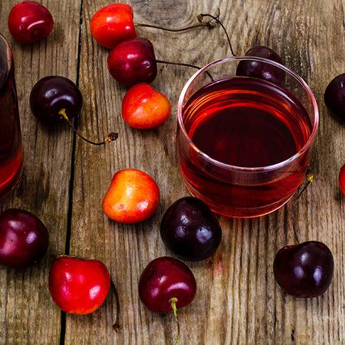 Tart cherry extract powder and capsules for standardized daily support